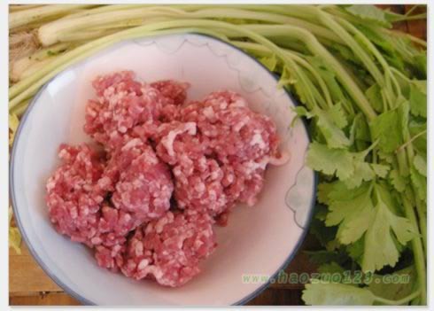 猪肉芹菜馄饨的做法