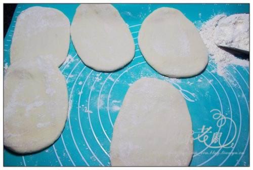 酸菜包子的做法