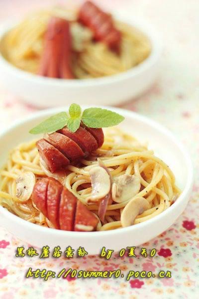 ���кڽ�Ģ����۵�����