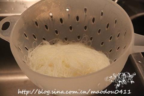 海鲜炒米粉的做法