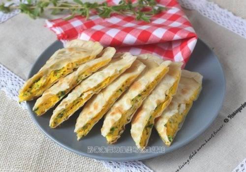 韭菜鸡蛋灌饼的做法