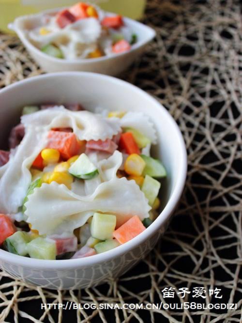 蝴蝶面田园沙拉的做法