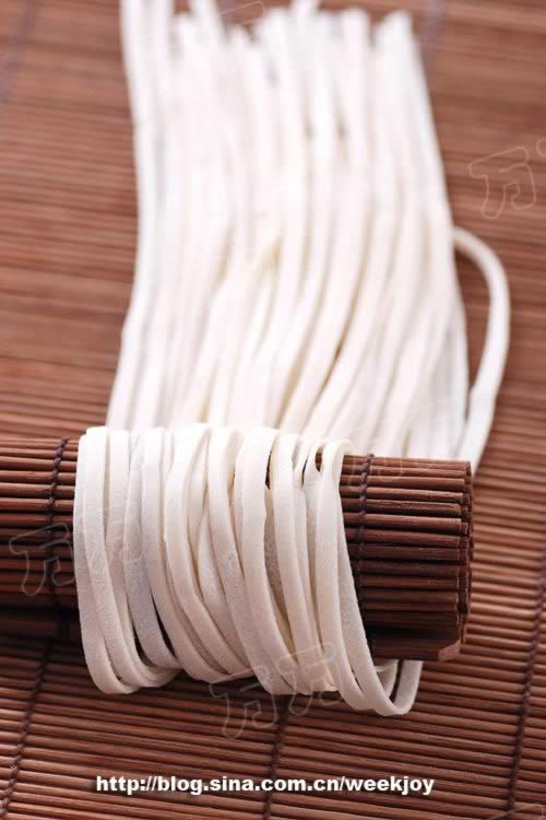 纯手工打造完美手擀面的做法