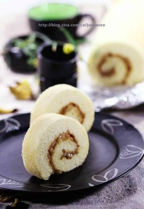 肉松蛋糕卷的做法