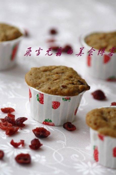 微波炉蔓越莓红糖小蛋糕的做法