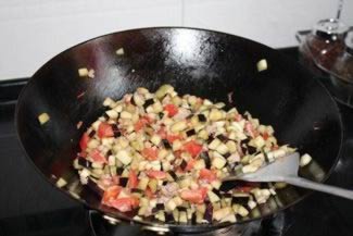 ���Ӵ�±�������