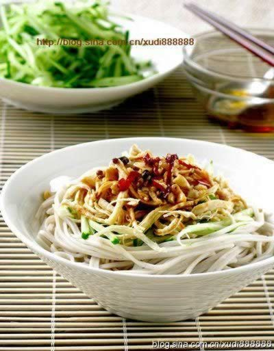 鸡丝荞麦面的做法