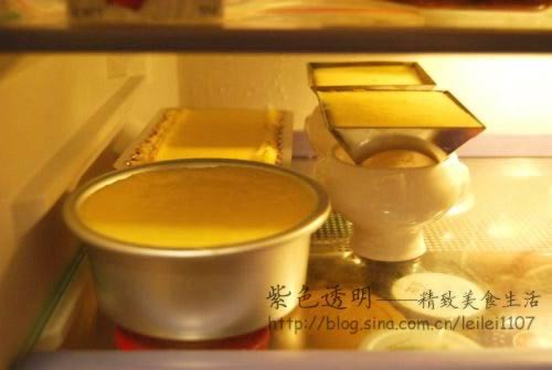 南瓜草莓慕斯蛋糕的做法