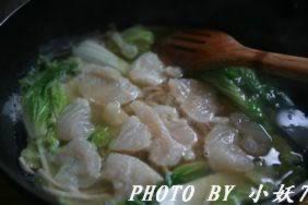 白菜鱼汤面的做法