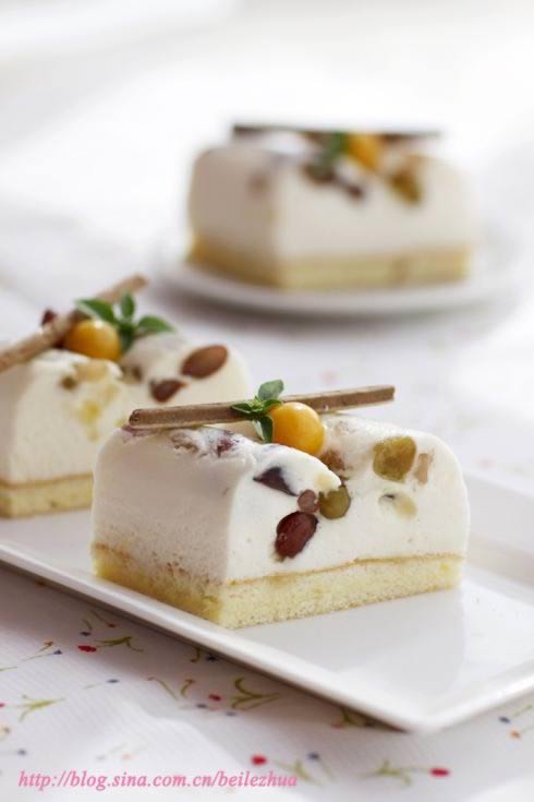 椰香蜜豆慕斯的做法