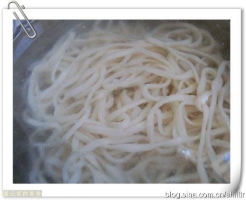 水果香肠凉面的做法