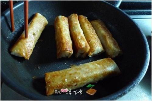 黄芽菜肉丝春卷的做法