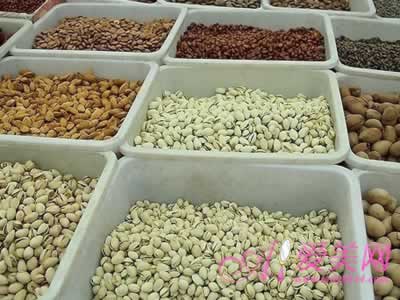 �������泴�������� С����ظ����°���