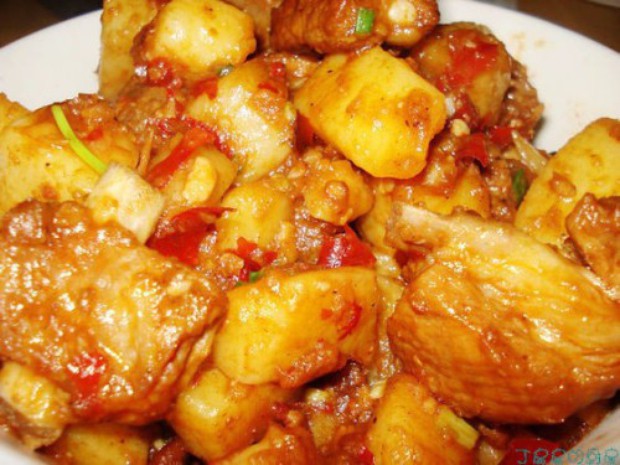 川味下饭菜土豆烧排骨的做法,怎么做,川味土豆烧排骨如何做好吃详细步骤图解的做法