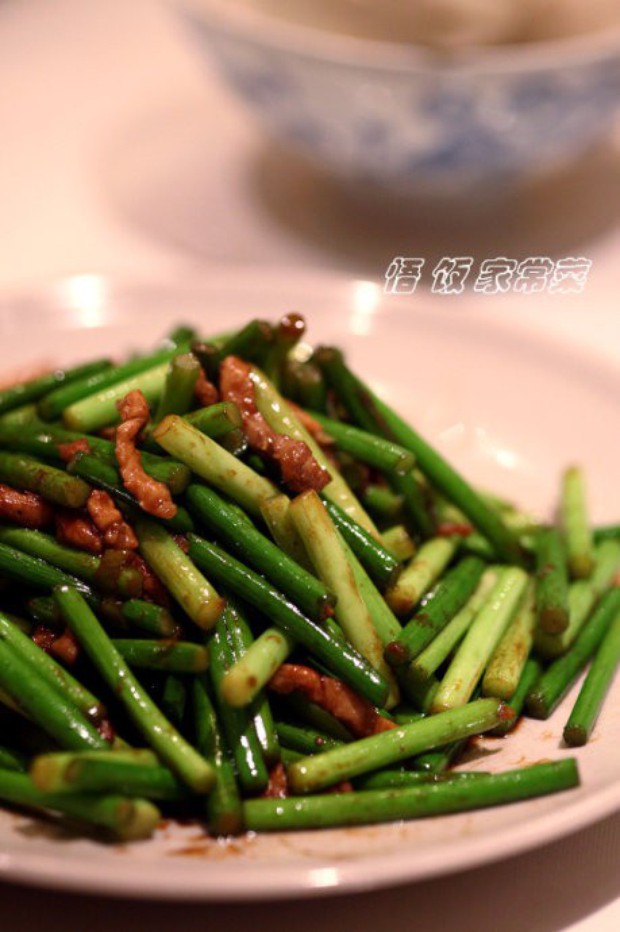 蒜薹炒肉的做法 蒜薹炒肉的做法