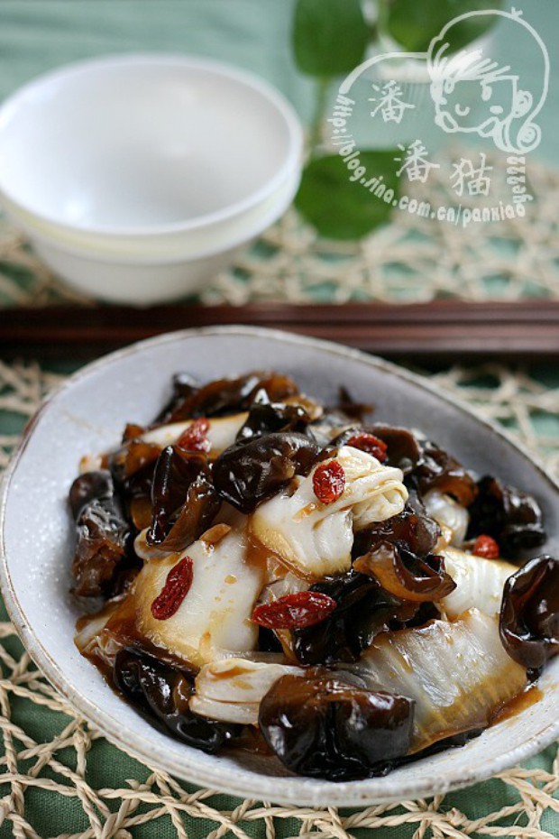 木耳炒白菜的做法 木耳炒白菜的做法