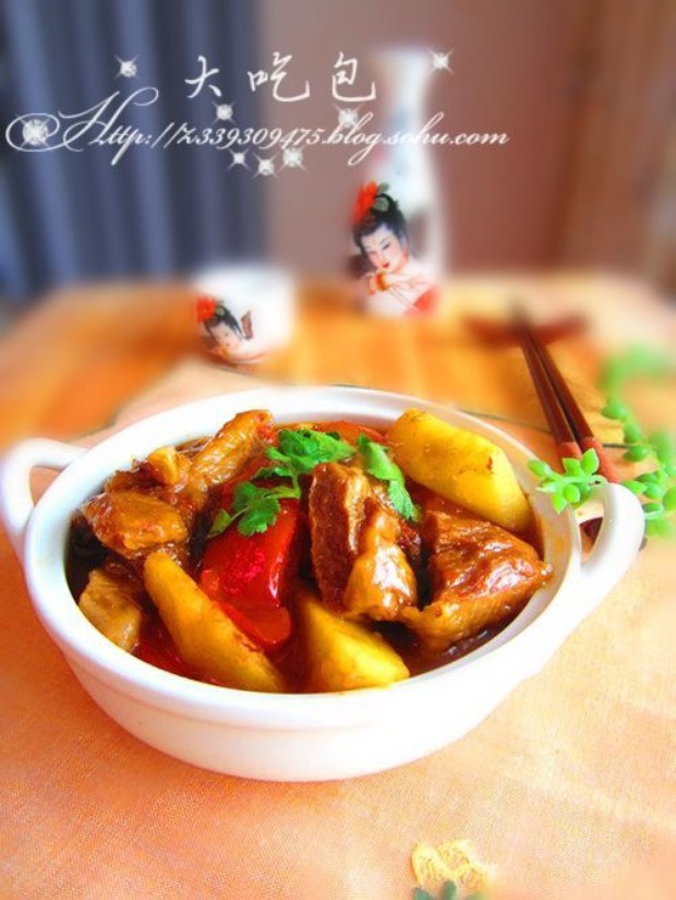 西红柿土豆炖牛肉的做法,怎么做,西红柿土豆炖牛肉如何做好吃详细步骤图解的做法