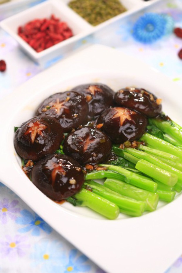 蚝油香菇菜心的做法,怎么做,蚝油香菇菜心如何做好吃详细步骤图解的做法