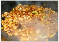 宫爆鸡丁的做法步骤图解