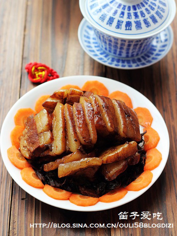 宴客下饭菜梅菜扣肉的做法,怎么做,梅菜扣肉如何做好吃详细步骤图解的做法