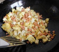 蛋包豆腐丁的做法步骤图解