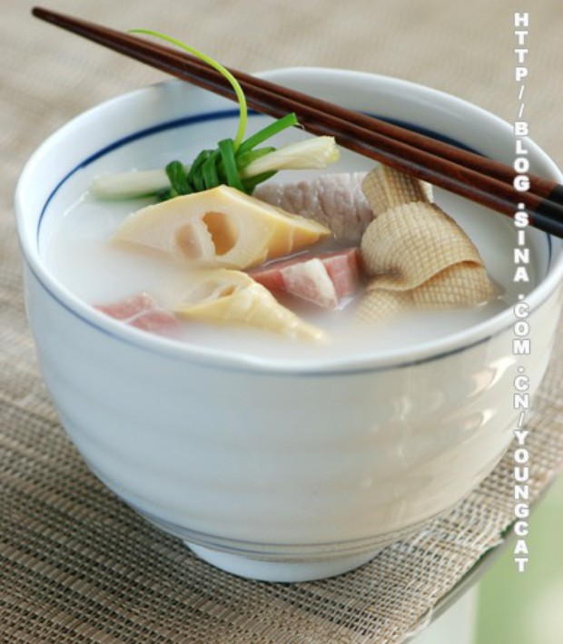 �����ʵ�����