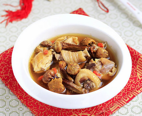 宴客煲汤 姬松茸炖土鸡的做法图解,如何做,姬松茸炖土鸡怎么做好吃的做法