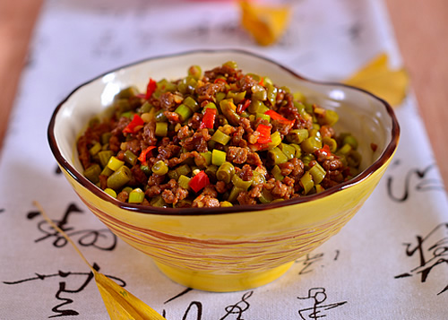 ��4��������ļҳ�����ͼƬ����