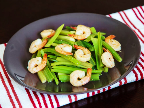 ��4�����۳�Ϻ�ʵļҳ�����ͼƬ����