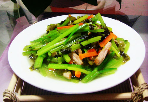 清肠健胃小炒 芹菜炒肉丝的做法图解,如何做,芹菜炒肉丝怎么做好吃的做法