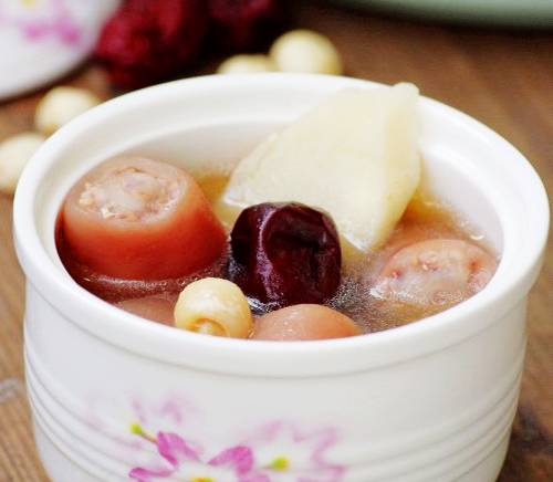 冬季养生保湿养颜汤 淮山莲子猪尾汤的做法图解,如何做,淮山莲子猪尾汤怎么做好吃的做法