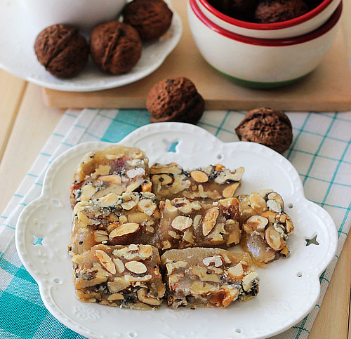 ����պ������