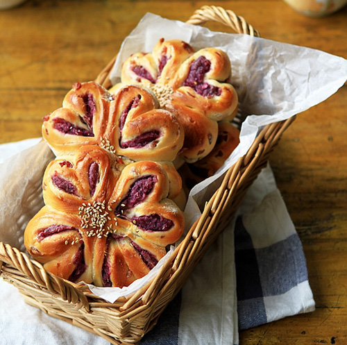 第5步紫薯花朵包的家常做法图片步骤