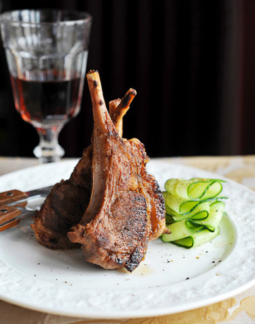 西式晚餐 香煎羊仔骨的做法图解,如何做,香煎羊仔骨怎么做好吃的做法