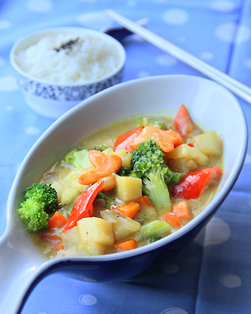 椰香咖喱蔬菜烩饭的做法 椰香咖喱蔬菜烩饭的做法