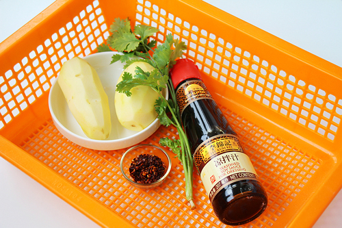 第2步凉拌土豆片的家常做法图片步骤