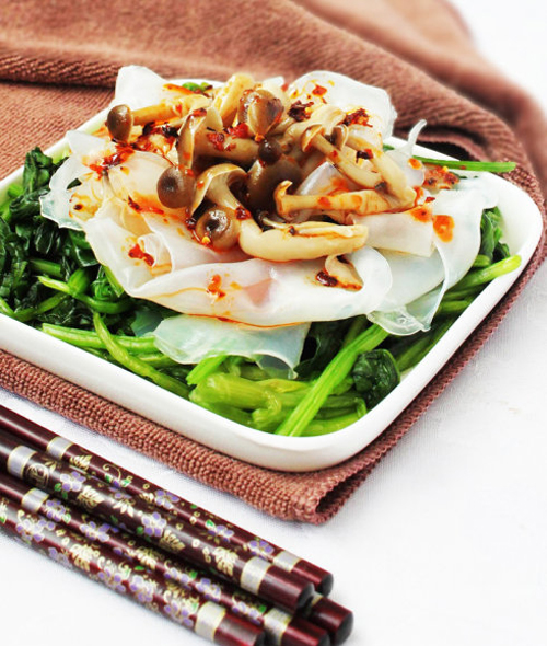 红油菠菜粉皮的做法 红油菠菜粉皮的做法