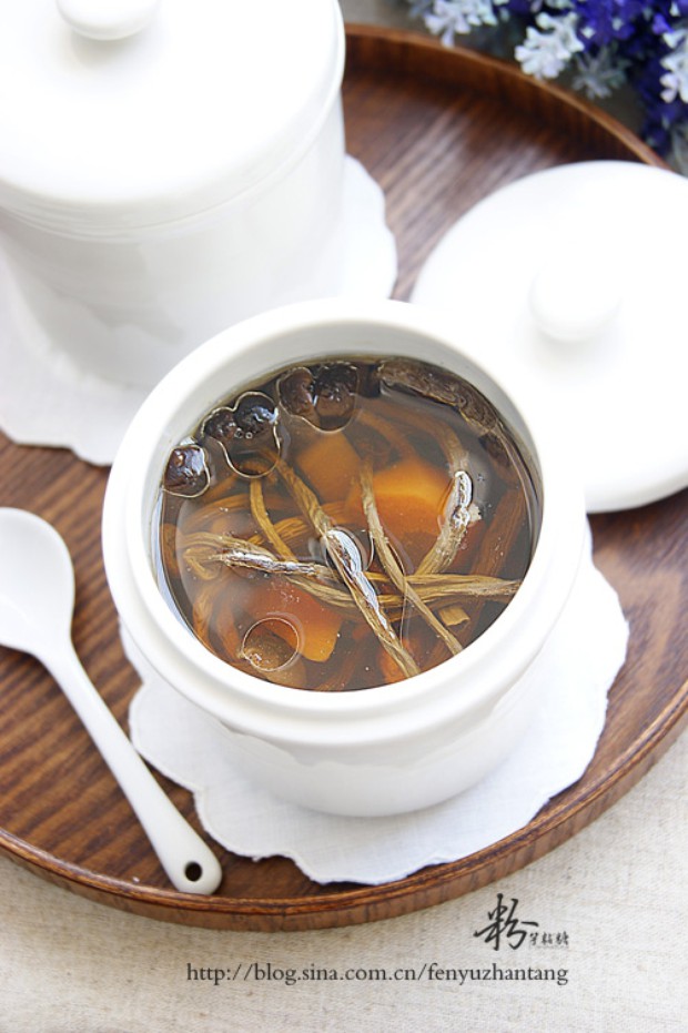 家常下饭茶树菇炖排骨的做法_怎么做,茶树菇炖排骨如何做好吃详细步骤图解的做法