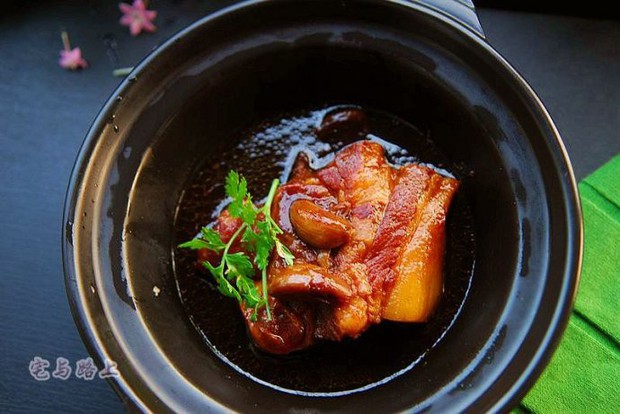 ���ӽ���±�������