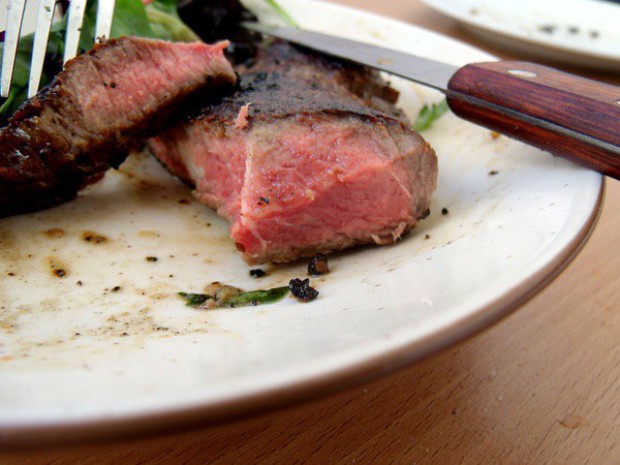 简单牛排的做法 简单牛排的做法
