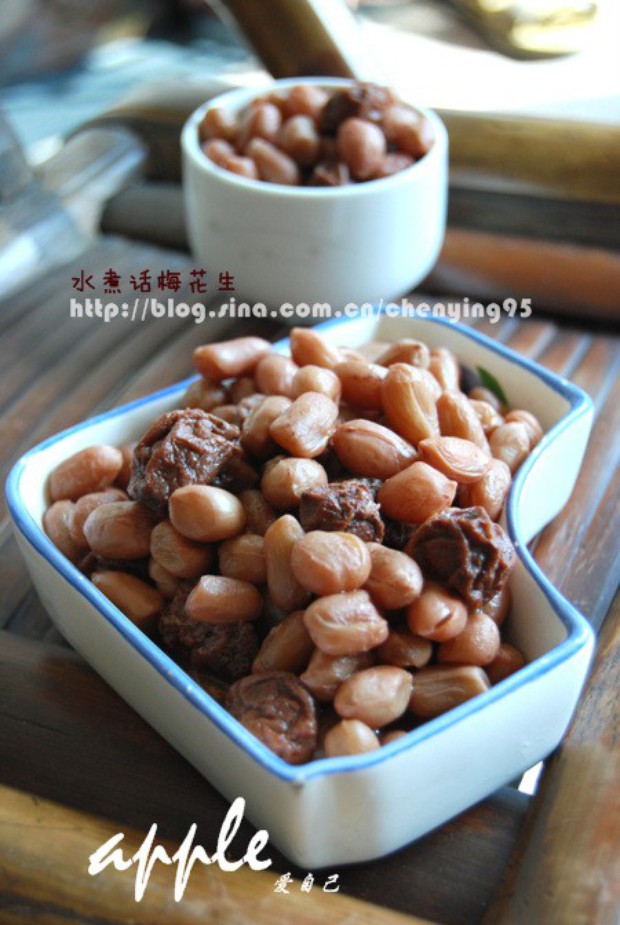 水煮话梅花生的做法 水煮话梅花生的做法
