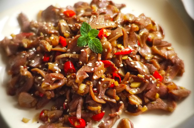 小米椒爆鸡胗的做法 小米椒爆鸡胗的做法