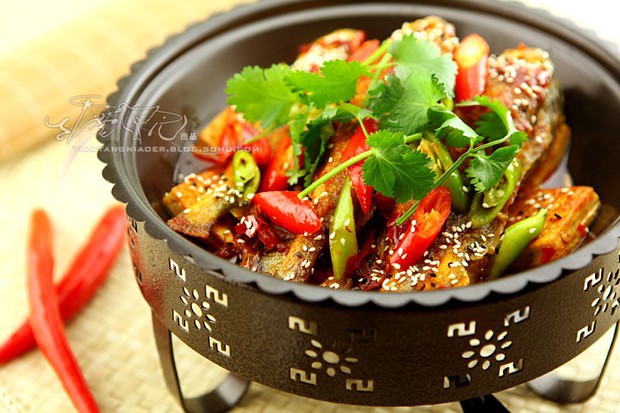 �ҳ���Ͳ� ����С���е�����,��ô��,����С����������ó���ϸ����ͼ�������