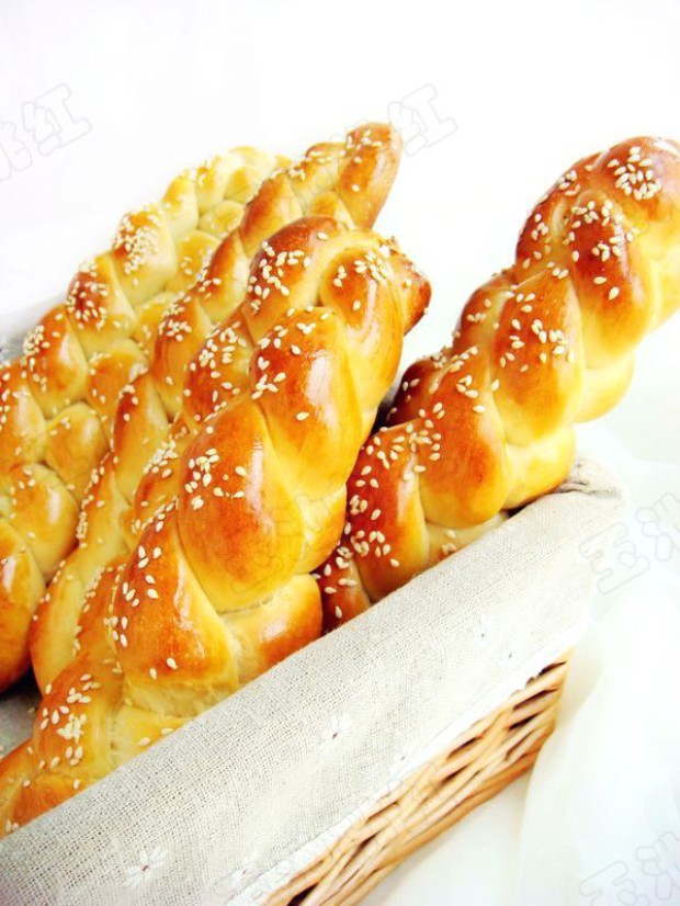 营养便当 辫子面包的做法,怎么做,辫子面包如何做好吃详细步骤图解的做法