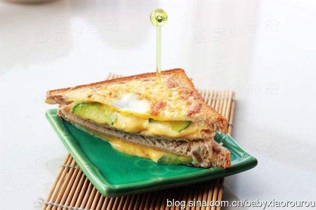 简版三明治的做法 简版三明治的做法