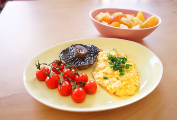 英式炒蛋早餐的做法,怎么做,英式炒蛋早餐如何做好吃详细步骤图解的做法