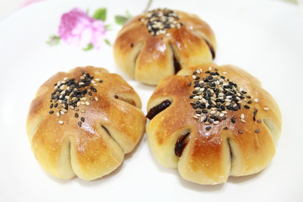 豆沙早餐包的做法,怎么做,豆沙早餐包如何做好吃详细步骤图解的做法