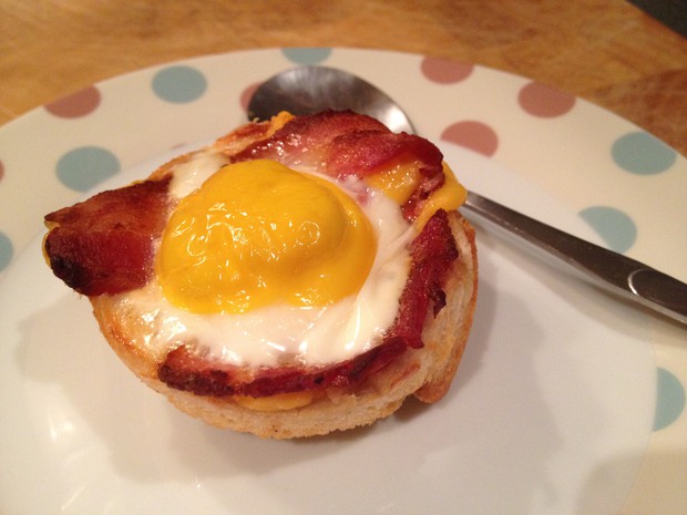 烟熏培根蛋吐司杯的做法 烟熏培根蛋吐司杯的做法