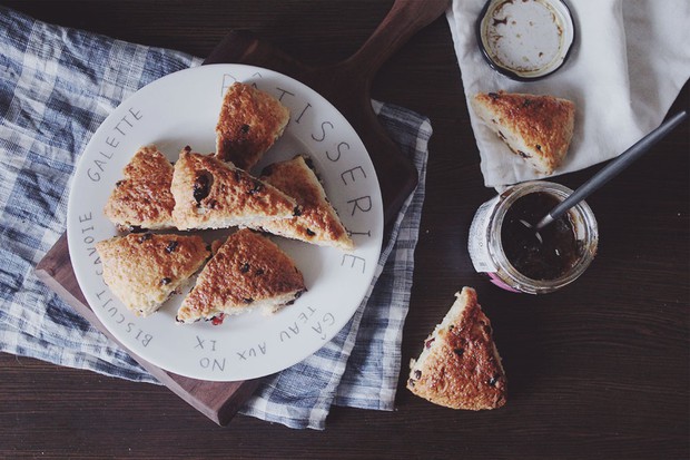 巧克力蔓越莓司康的做法 巧克力蔓越莓司康的做法