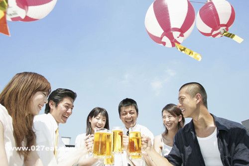 ���������ʳ�н���  ˯ǰ��Ҫ������ www.027eat.com